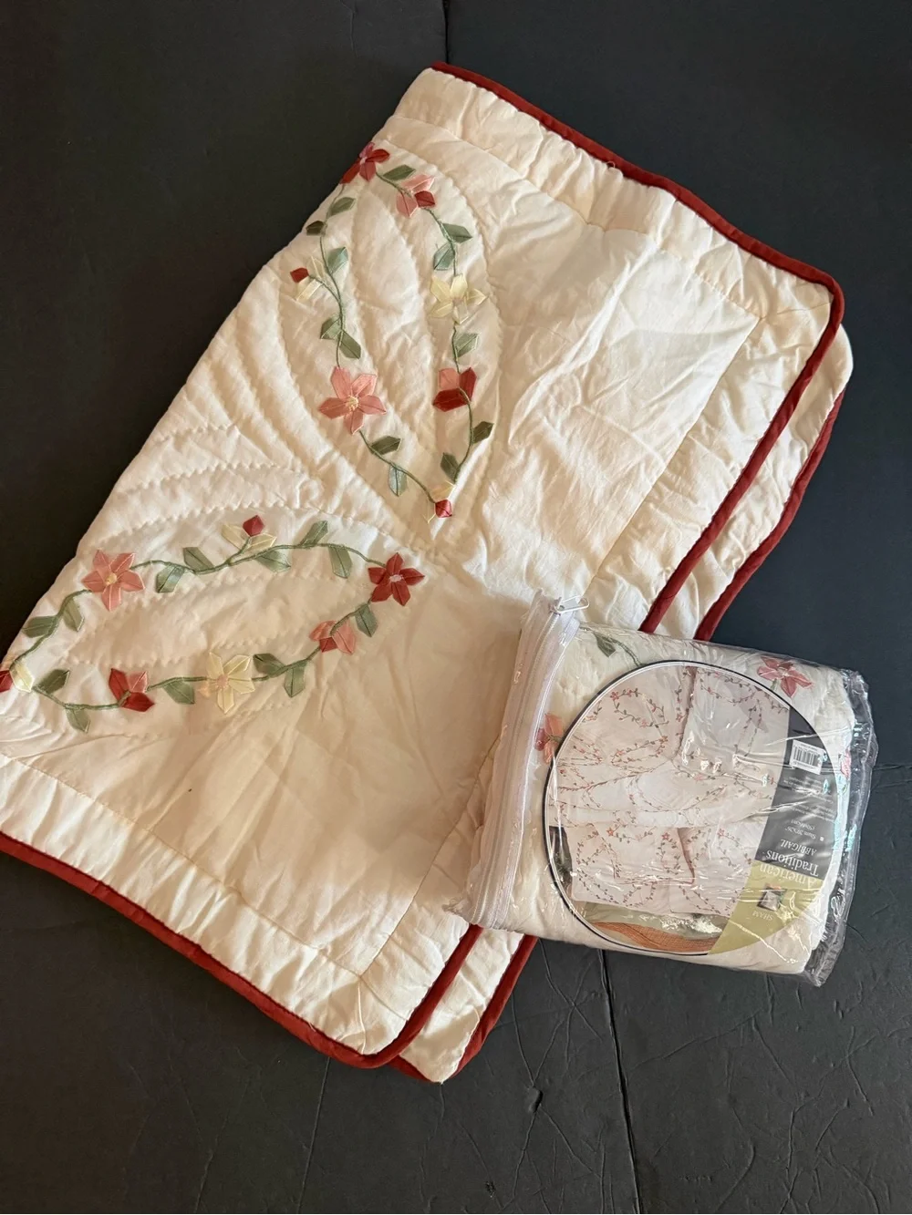 New American Traditions Cream Quilted Abigail Ribbon Pillow Sham 20x26” Country